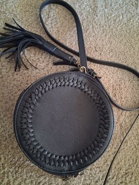 Black Woven Round Crossbody Bag with Tassel